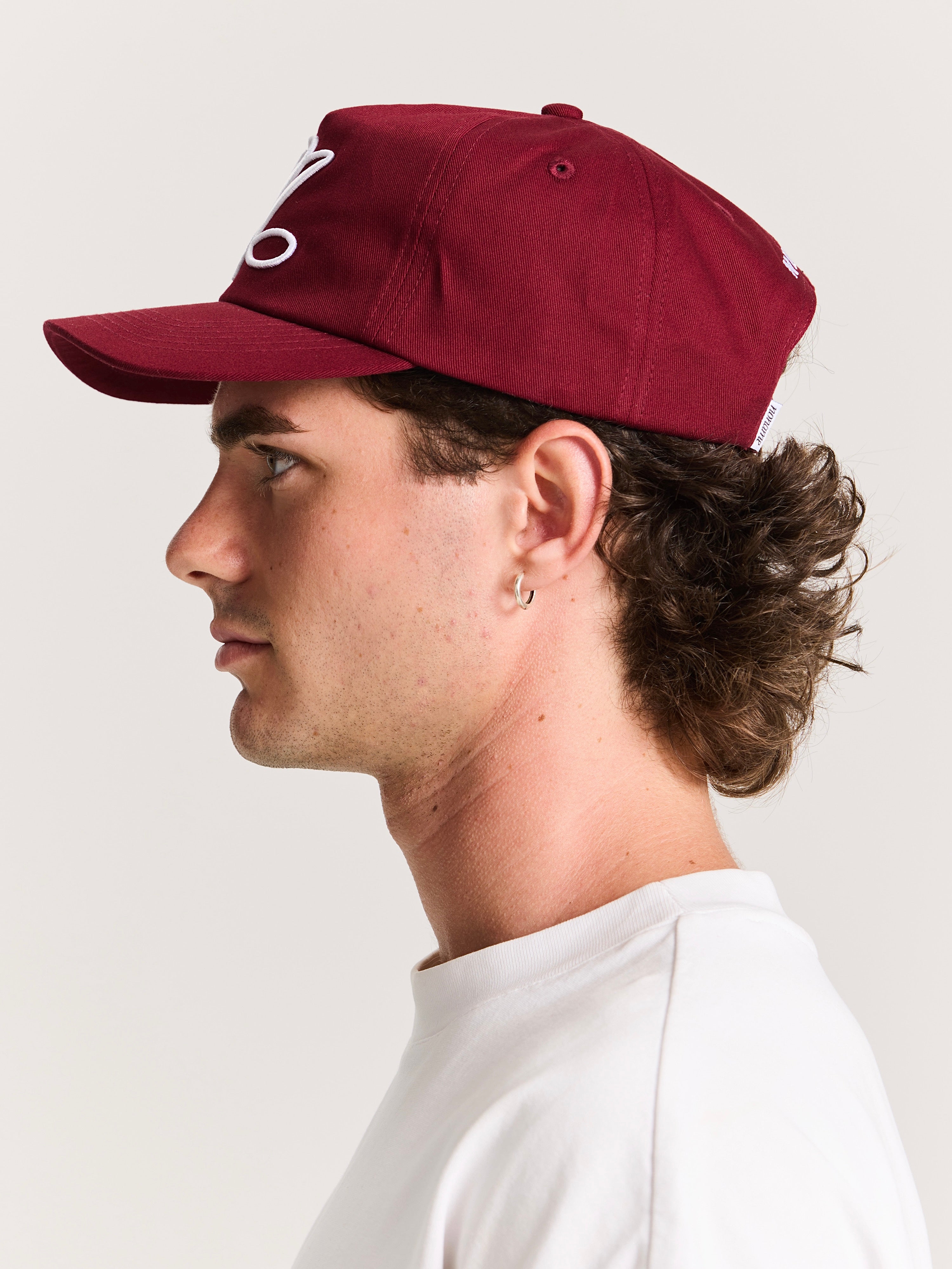 CALLIGRAPHY CAP | BURGUNDY