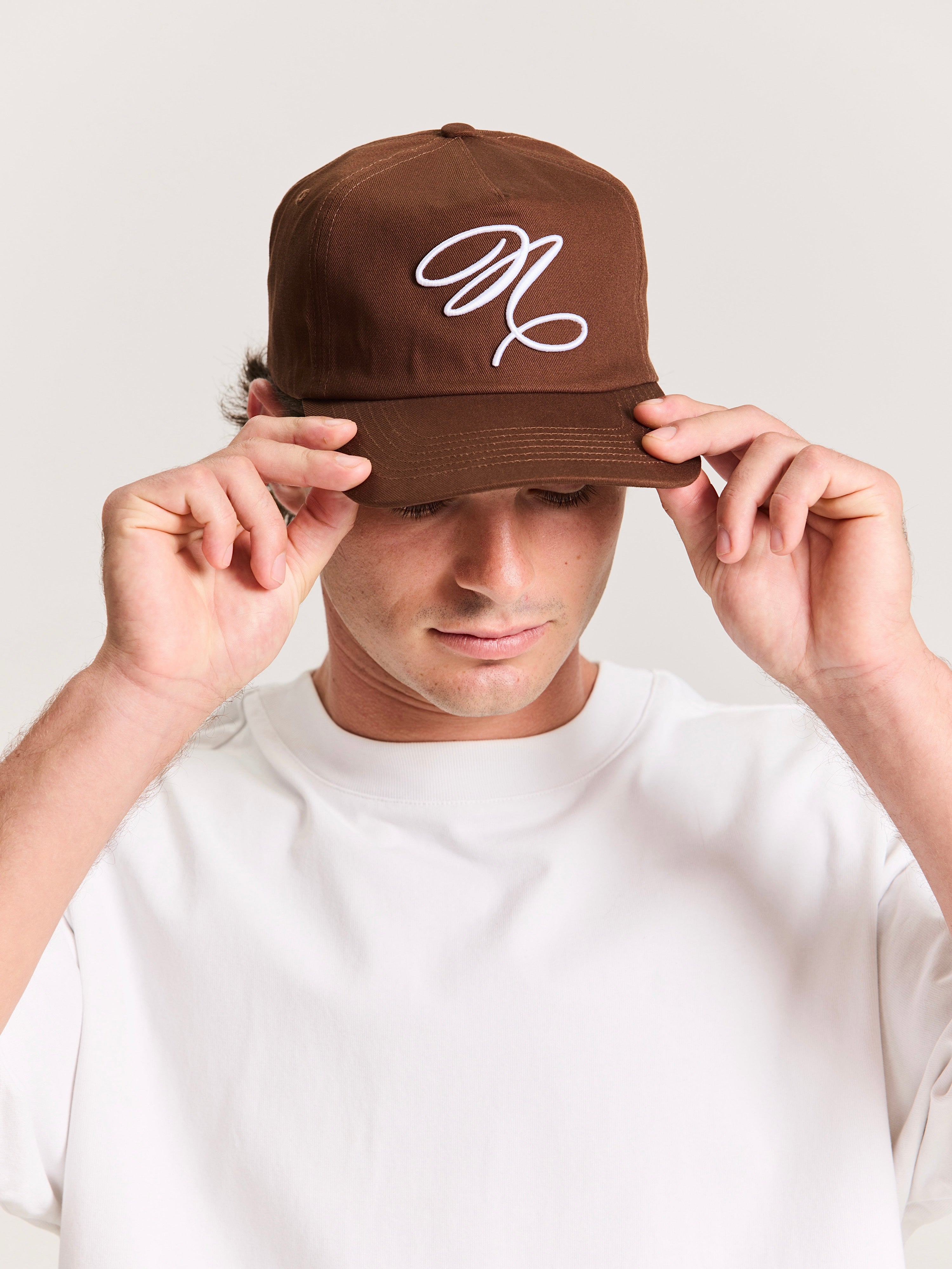 CALLIGRAPHY CAP | BROWN