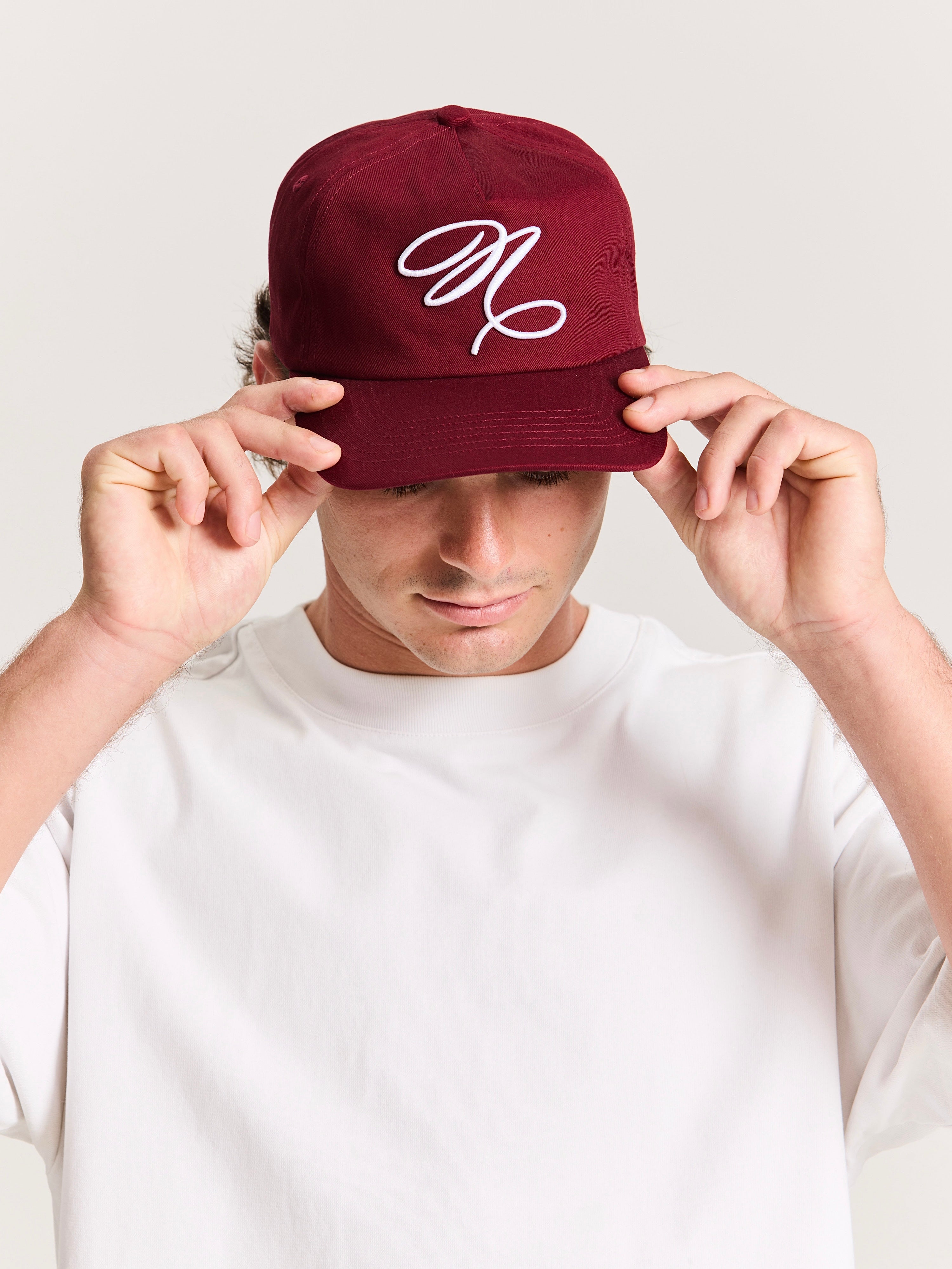 CALLIGRAPHY CAP | BURGUNDY