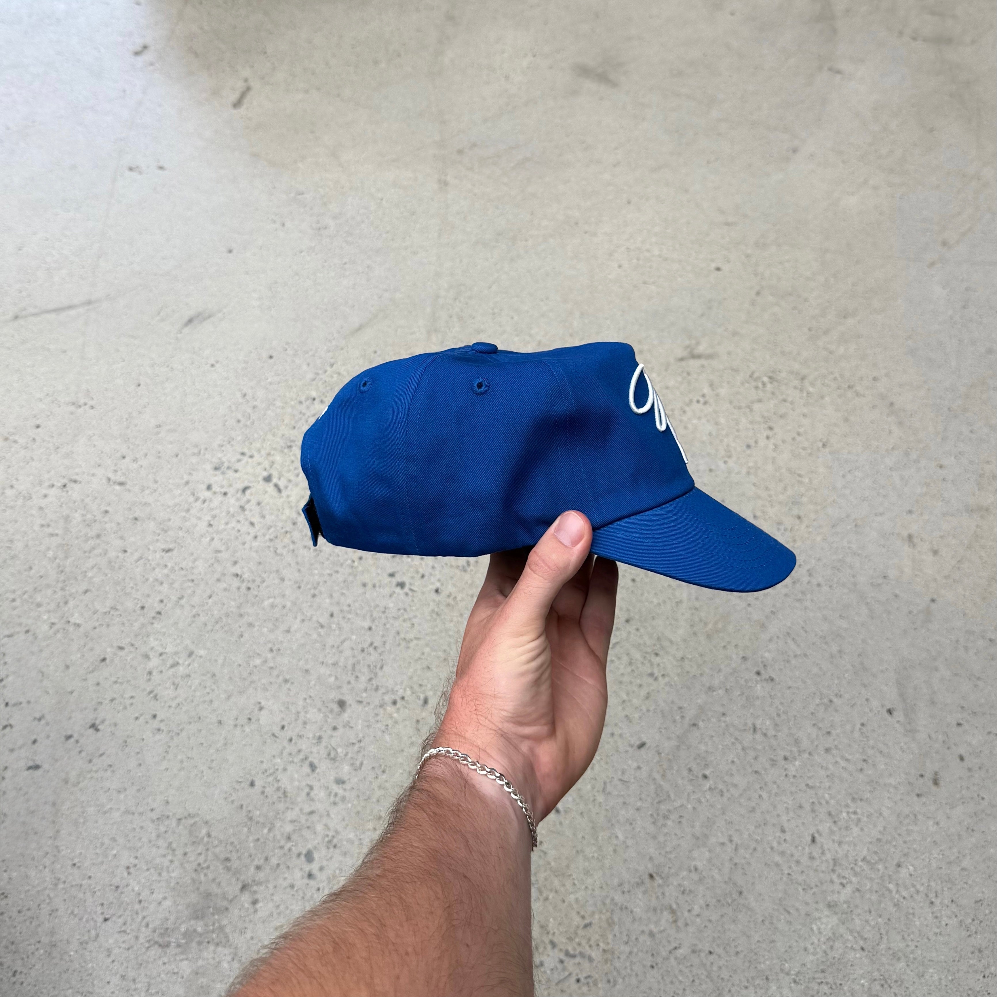 CALLIGRAPHY CAP | BLUE